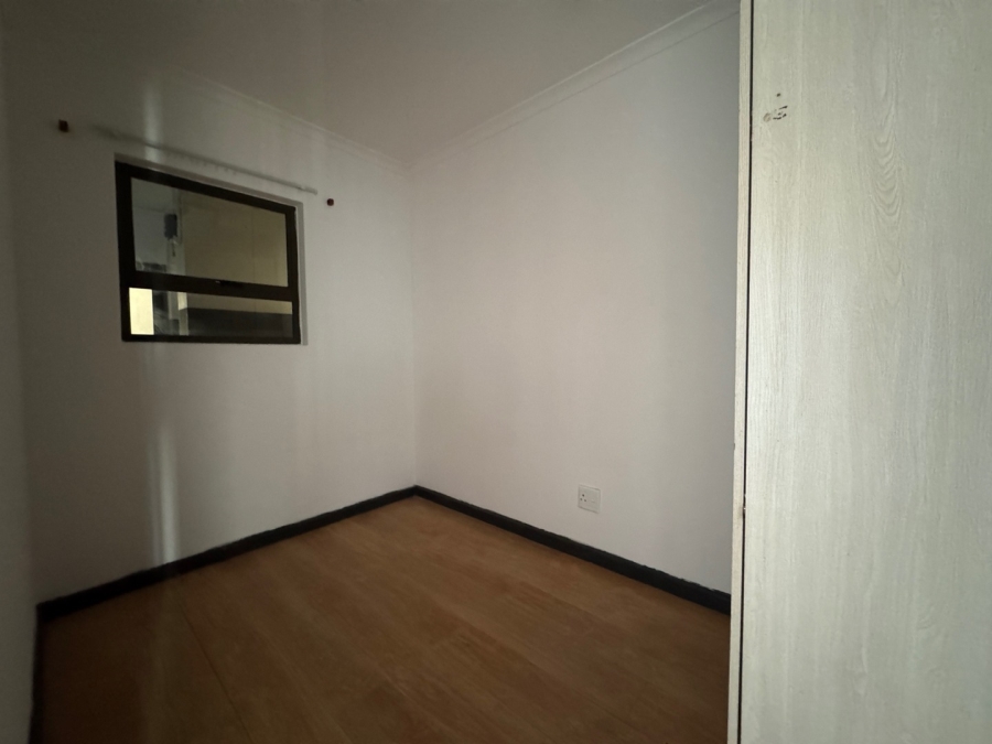 4 Bedroom Property for Sale in Black River Western Cape